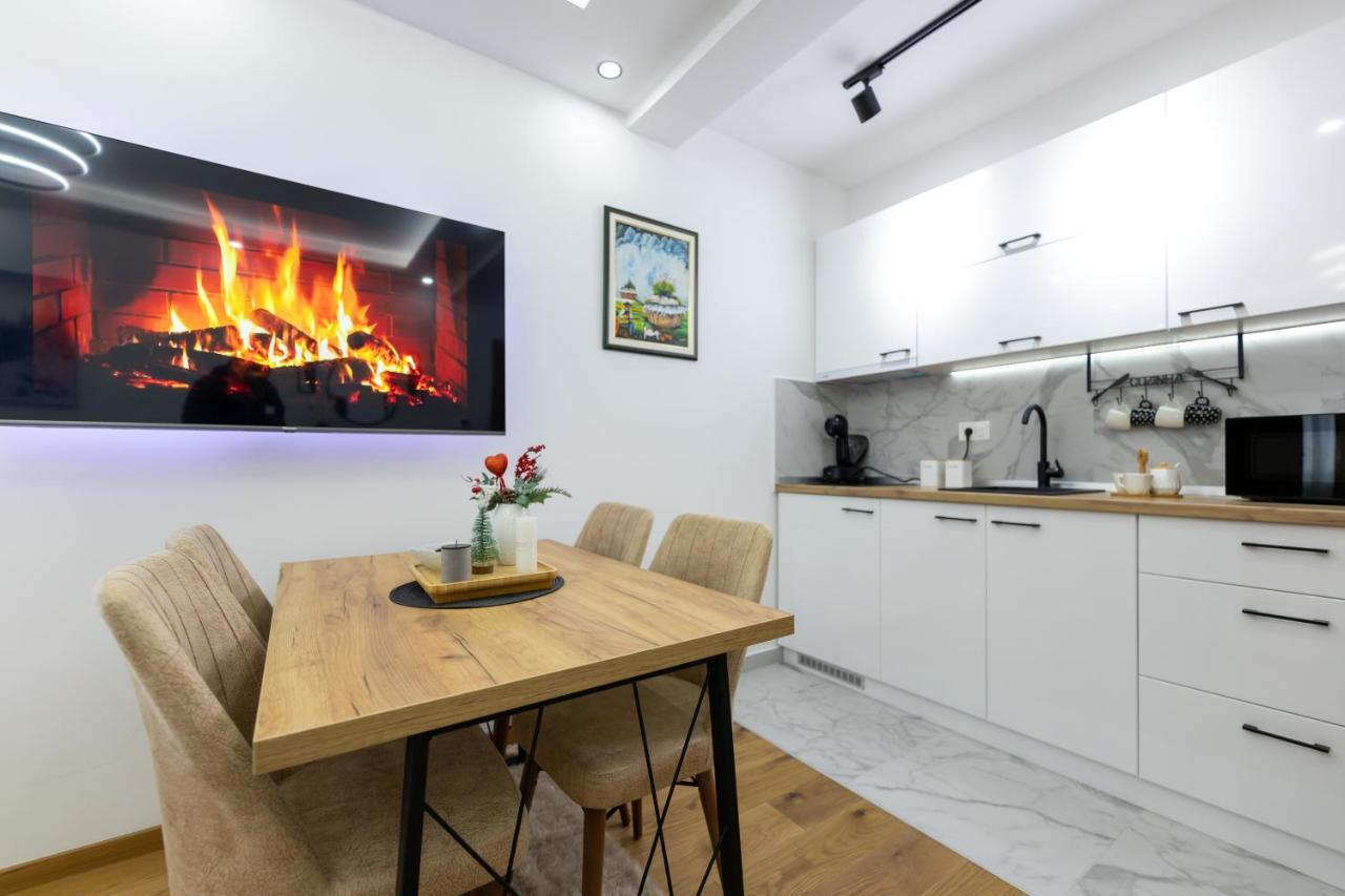 Park Apartment *